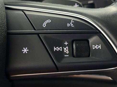 Used 2024 Audi Q3 2.0T Premium Plus image 46