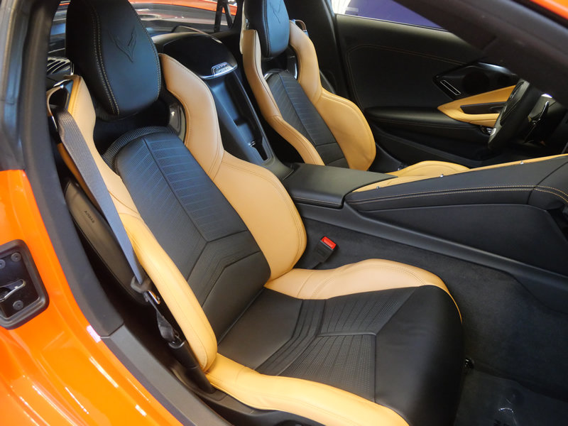 Used 2025 Chevrolet Corvette Z06 w/ Stealth Interior Trim Package RWD image 17