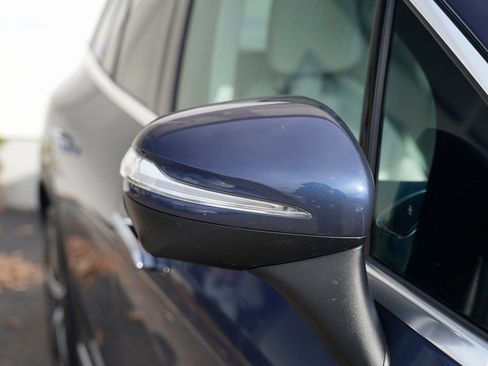 Used 2023 Mercedes-Benz EQE 500 4MATIC SUV image 9