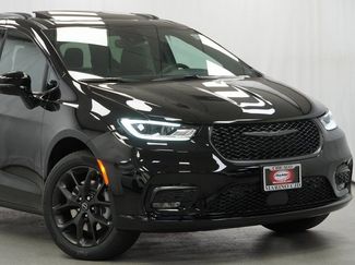 New 2026 Chrysler Pacifica Limited w/ S Appearance Package video 3