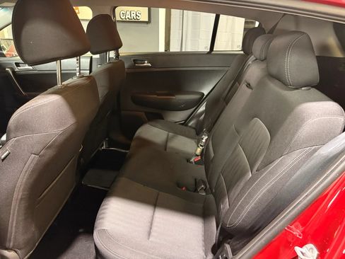 Used 2019 Kia Sportage LX AWD/4WD image 11