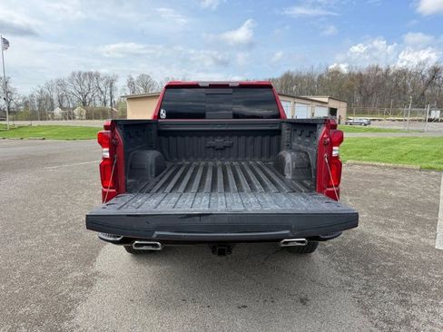 Used 2025 Chevrolet Silverado 1500 LT Trail Boss w/ Convenience Package II image 11