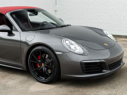 Used 2017 Porsche 911 Targa 4S AWD/4WD image 15
