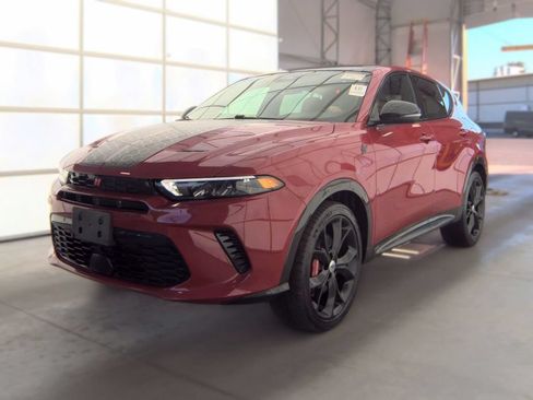 Used 2024 Dodge Hornet R/T Plus AWD/4WD image 5