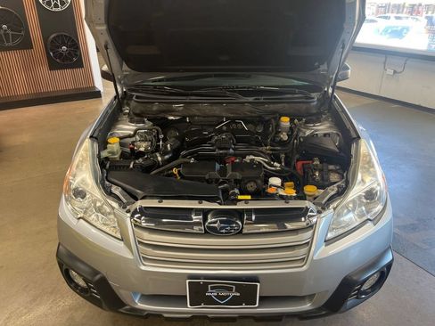 Used 2014 Subaru Outback 2.5i AWD/4WD image 51
