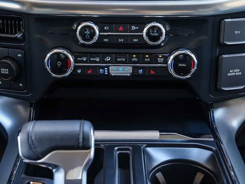 Used 2025 Ford F150 Lariat image 14