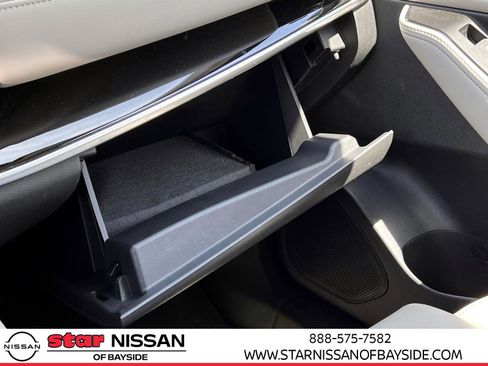 Used 2023 Nissan Rogue SL image 30