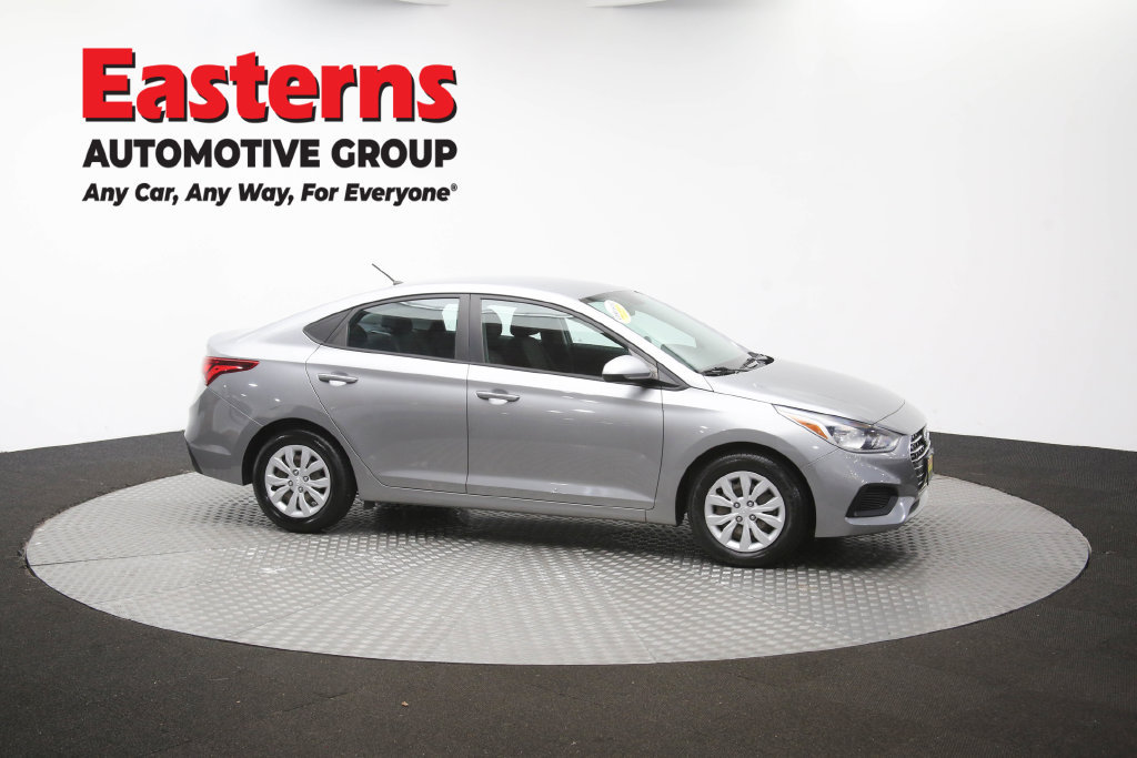 Used 2021 Hyundai Accent SE FWD image 48