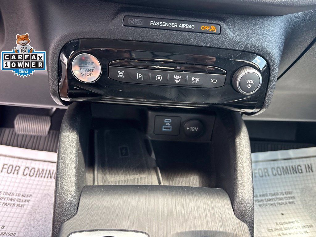 Used 2023 Ford Escape Platinum AWD/4WD image 21