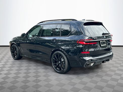 New 2026 BMW X7 xDrive40i w/ M Sport Package image 4