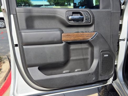 Certified 2022 Chevrolet Silverado 2500 High Country w/ Z71 Off-Road Package AWD/4WD image 18