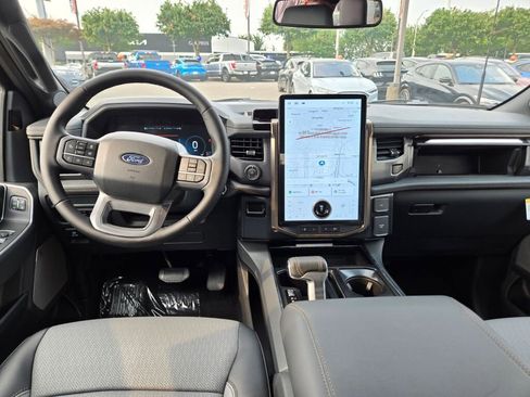 New 2025 Ford F150 Lightning Lariat image 10