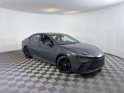 Used 2025 Toyota Camry SE