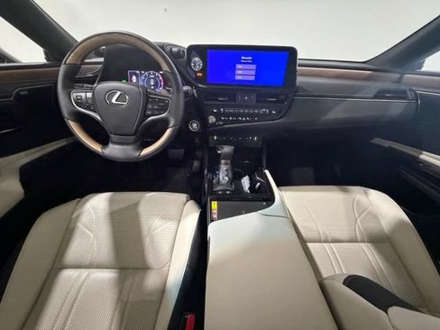 Used 2025 Lexus ES 300h Ultra Luxury w/ Accessory Package (Z1) FWD image 14