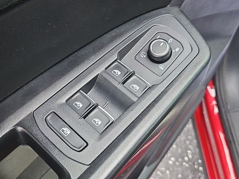 Used 2018 Volkswagen Atlas SEL Premium image 23