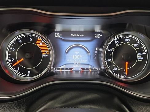 Used 2019 Jeep Cherokee Limited AWD/4WD image 18