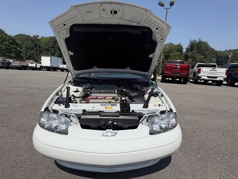 Used 1995 Chevrolet Monte Carlo Z34 FWD image 21