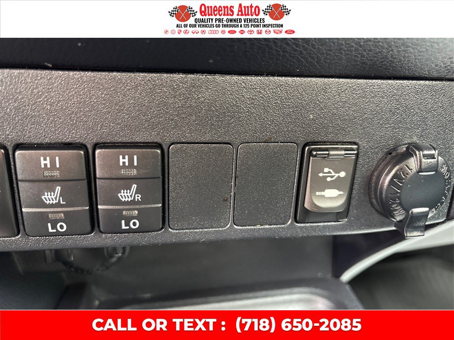 Used 2017 Toyota RAV4 Limited AWD/4WD image 51