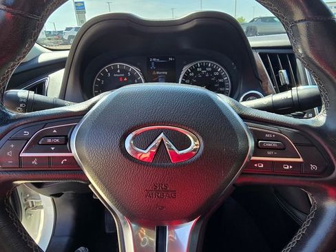 Used 2018 INFINITI Q50 Luxe w/ Essential Package (2.0T Luxe) AWD/4WD image 21