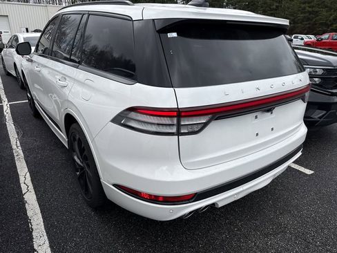 Used 2025 Lincoln Aviator Reserve w/ Equipment Group 201A image 15