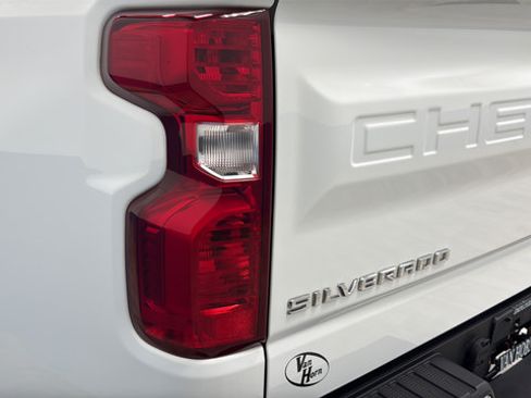Used 2020 Chevrolet Silverado 1500 LT w/ All-Star Edition AWD/4WD image 39