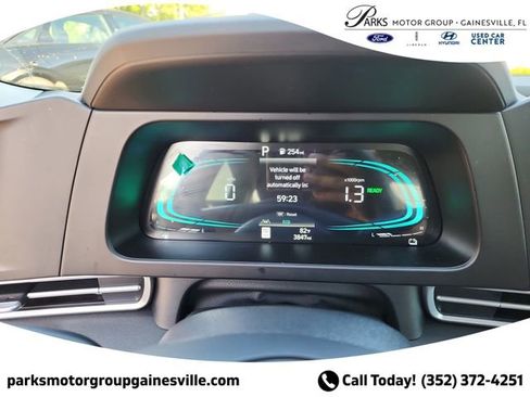 New 2025 Hyundai Elantra Hybrid FWD image 25