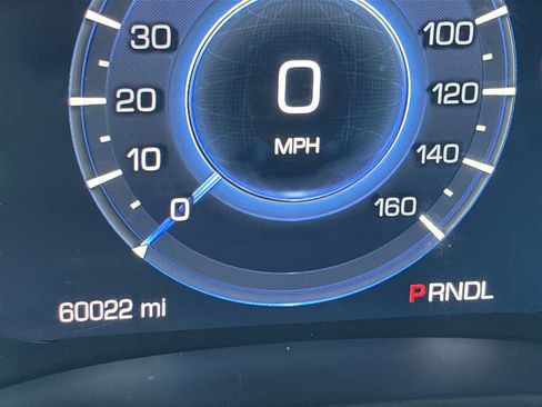 Used 2020 Cadillac Escalade Premium Luxury AWD/4WD image 32
