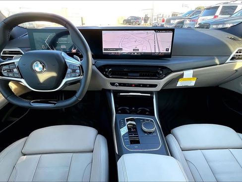 Used 2025 BMW 430i xDrive Coupe w/ Premium Package image 15