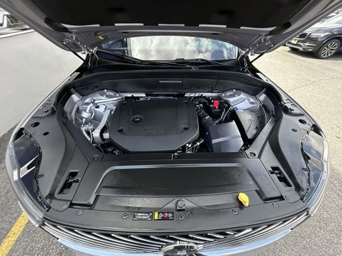 New 2026 Volvo XC90 B6 Plus w/ Protection Package Premier image 14