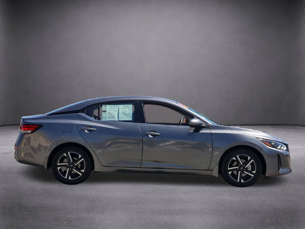 Used 2025 Nissan Sentra SV w/ Trunk Package FWD image 3