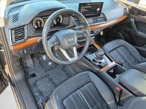 Certified 2023 Audi Q5 2.0T Premium Plus w/ Premium Plus Package AWD/4WD image 9