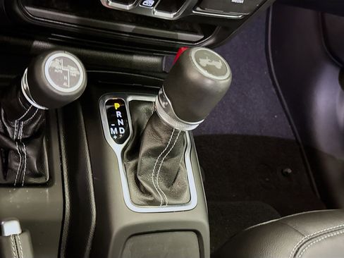 Used 2023 Jeep Wrangler Sahara w/ Cold Weather Group image 25