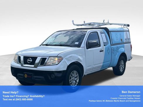Used 2017 Nissan Frontier SV RWD image 1