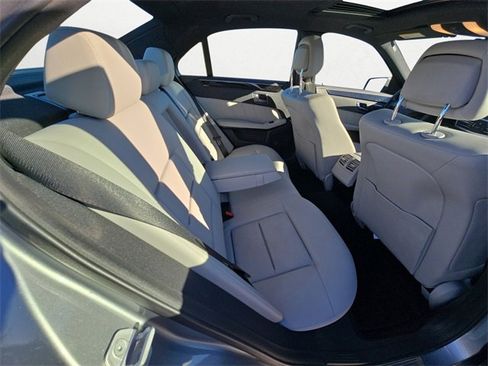 Used 2011 Mercedes-Benz E 350 Sedan image 20