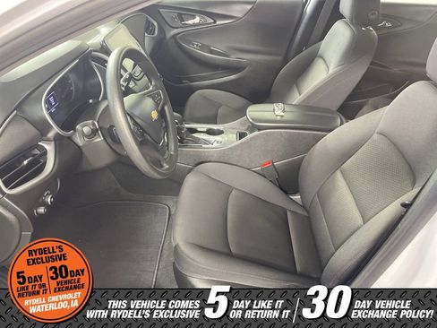 Used 2024 Chevrolet Malibu LT FWD image 16