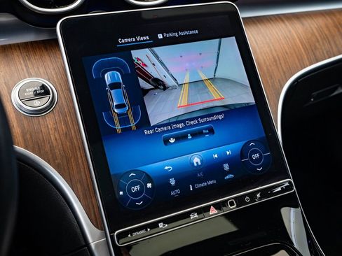 Certified 2025 Mercedes-Benz C 300 4MATIC Sedan image 31