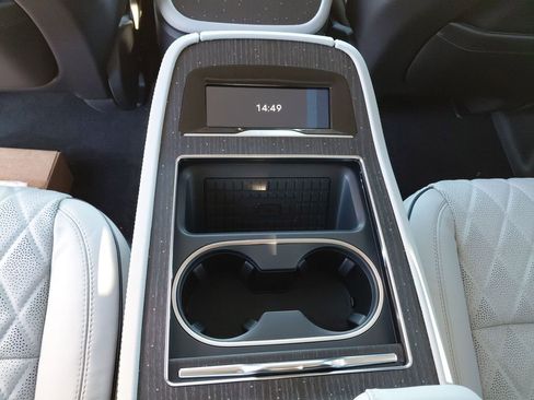 New 2025 Lincoln Navigator L Black Label image 24