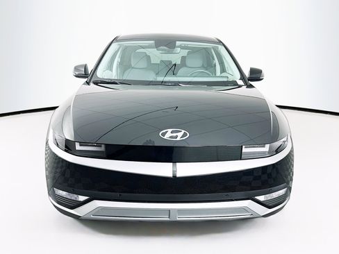 Used 2024 Hyundai Ioniq 5 SEL image 2