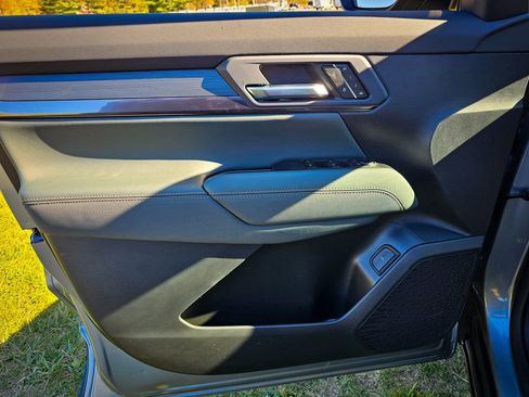 New 2026 GMC Terrain AT4 w/ Convenience Package III image 10