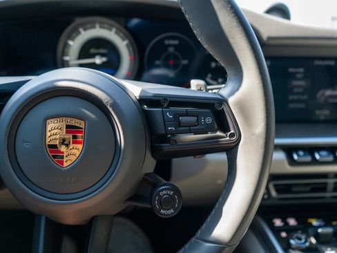 Used 2021 Porsche 911 GT3 RS AWD/4WD image 50