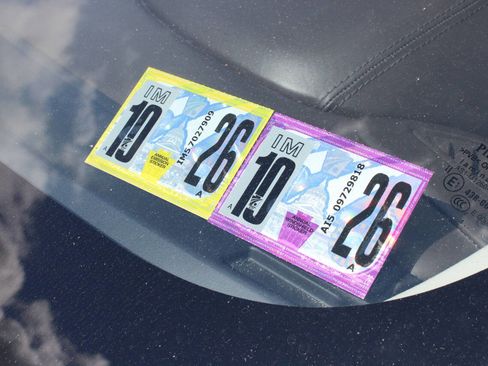 Used 2011 Land Rover Range Rover Sport HSE LUX image 30