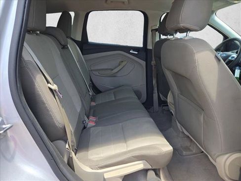 Used 2015 Ford Escape SE FWD image 16