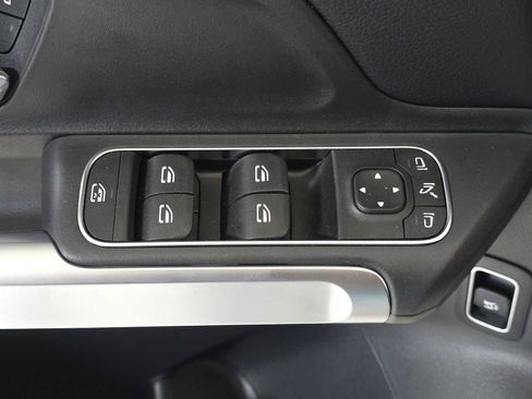 Certified 2026 Mercedes-Benz GLB 250 4MATIC image 24