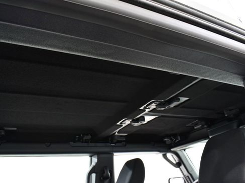 New 2026 Ford Bronco 4-Door AWD/4WD image 18