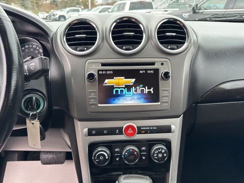 Used 2015 Chevrolet Captiva Sport LT w/ Convenience Package image 14