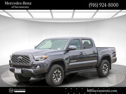 Used 2023 Toyota Tacoma TRD Off-Road w/ Technology Package AWD/4WD image 1