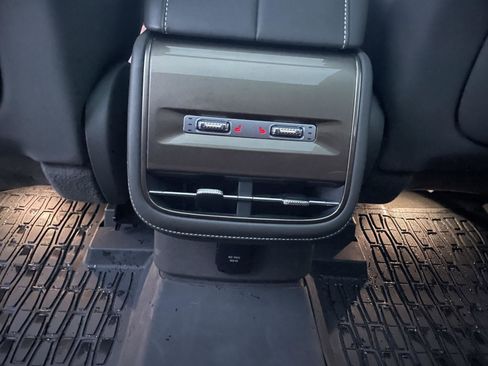 Used 2024 Lincoln Nautilus Black Label image 29