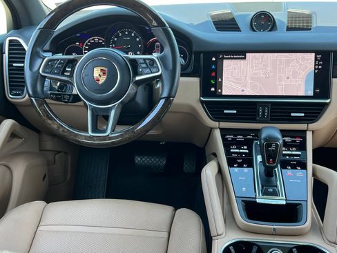 Certified 2023 Porsche Cayenne Platinum Edition AWD/4WD image 14