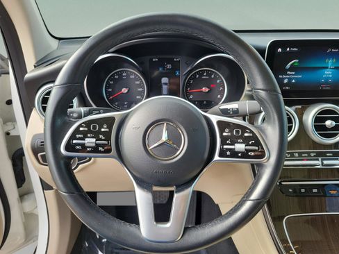 Certified 2022 Mercedes-Benz GLC 300 image 24