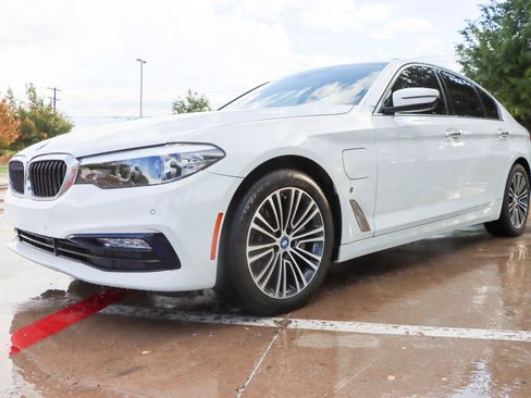 Used 2018 BMW 530e image 3